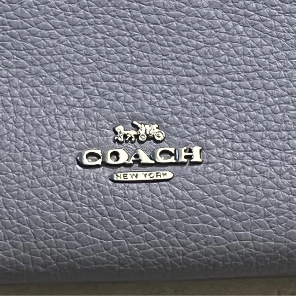 Coach Periwinkle Leather Wristlet | Zip Pouch Wallet | New Without Box - Picture 2 of 12